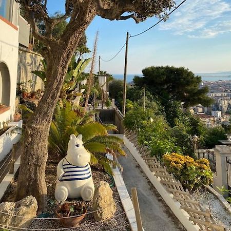 Superbe Appartement Grande Corniche Vue Sur Mer Nice A 4 Min Du Centre Ville Esterno foto